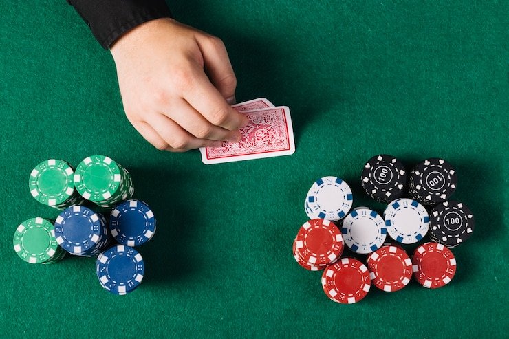 Bagan tingkat loyalitas h2toto menampilkan manfaat progresif dari Member hingga Diamond